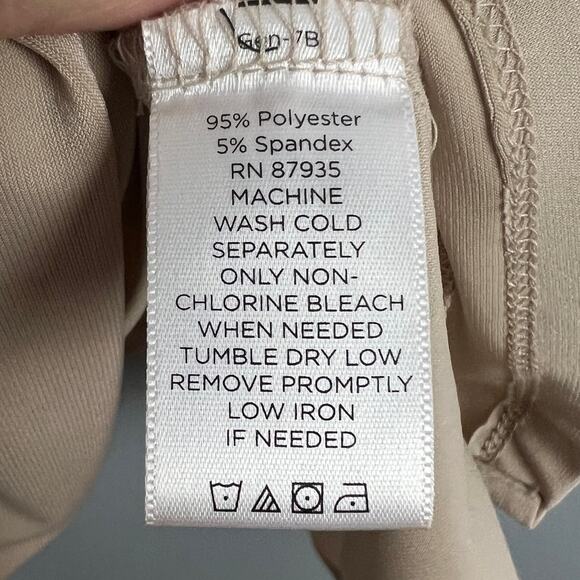 Susan Graver Women's 1X Tunic Top Colorblock‎ Stretch Knit 3/4 Sleeve Career - Picture 6 of 10